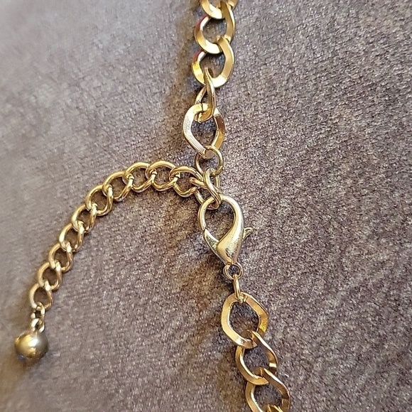 3/$30 Vtg Art Deco Geometric Hexagon Cascade Bib Chain Necklace - Picture 8 of 10